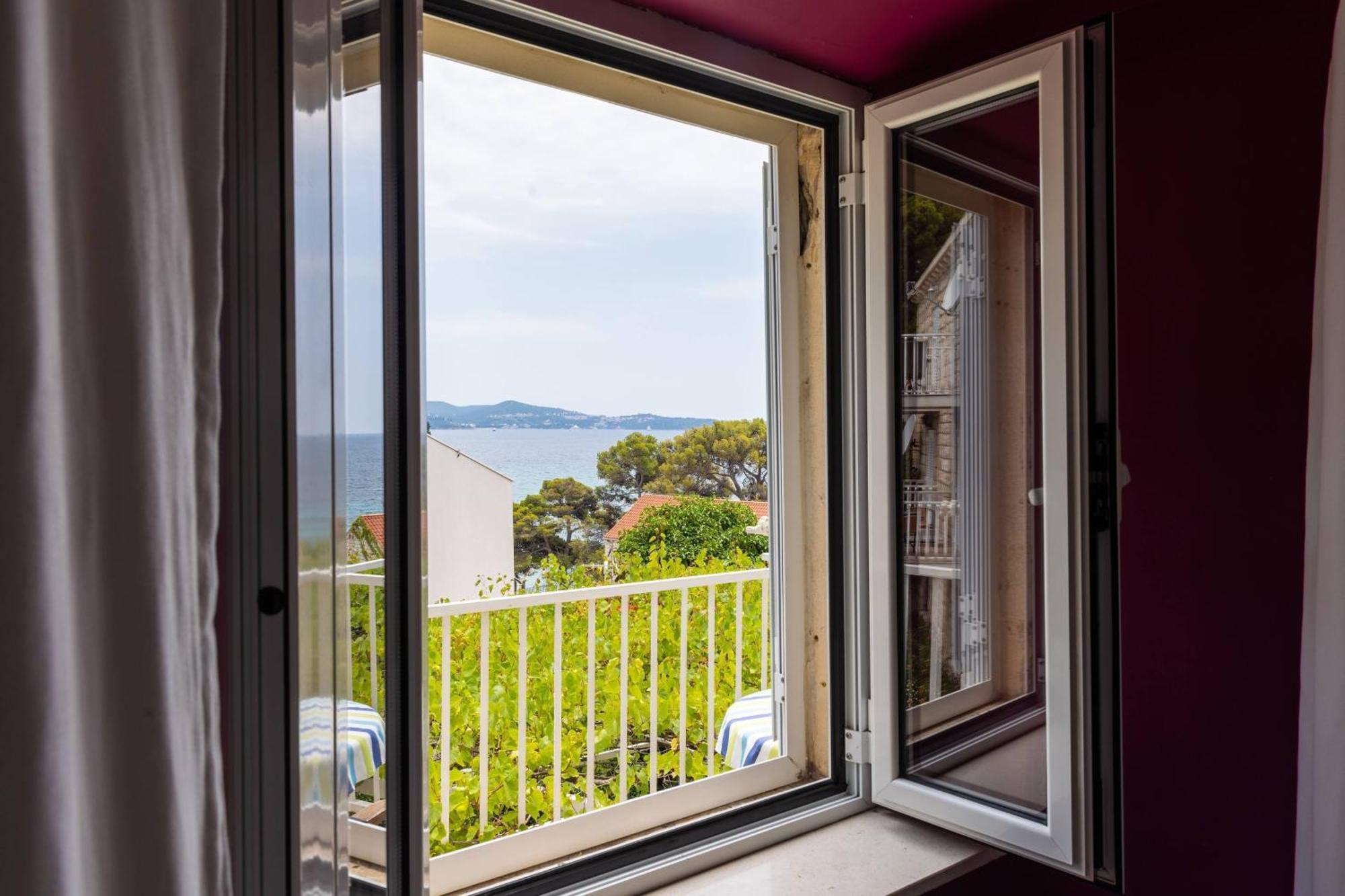 Apartments Mare Mlini Pokoj fotografie