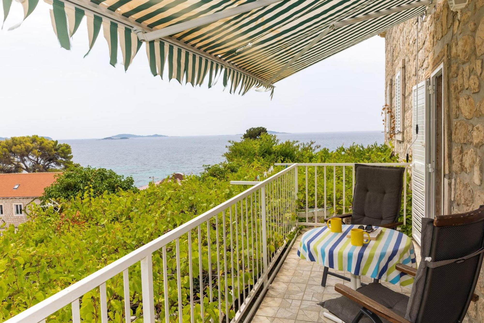 Apartments Mare Mlini Pokoj fotografie