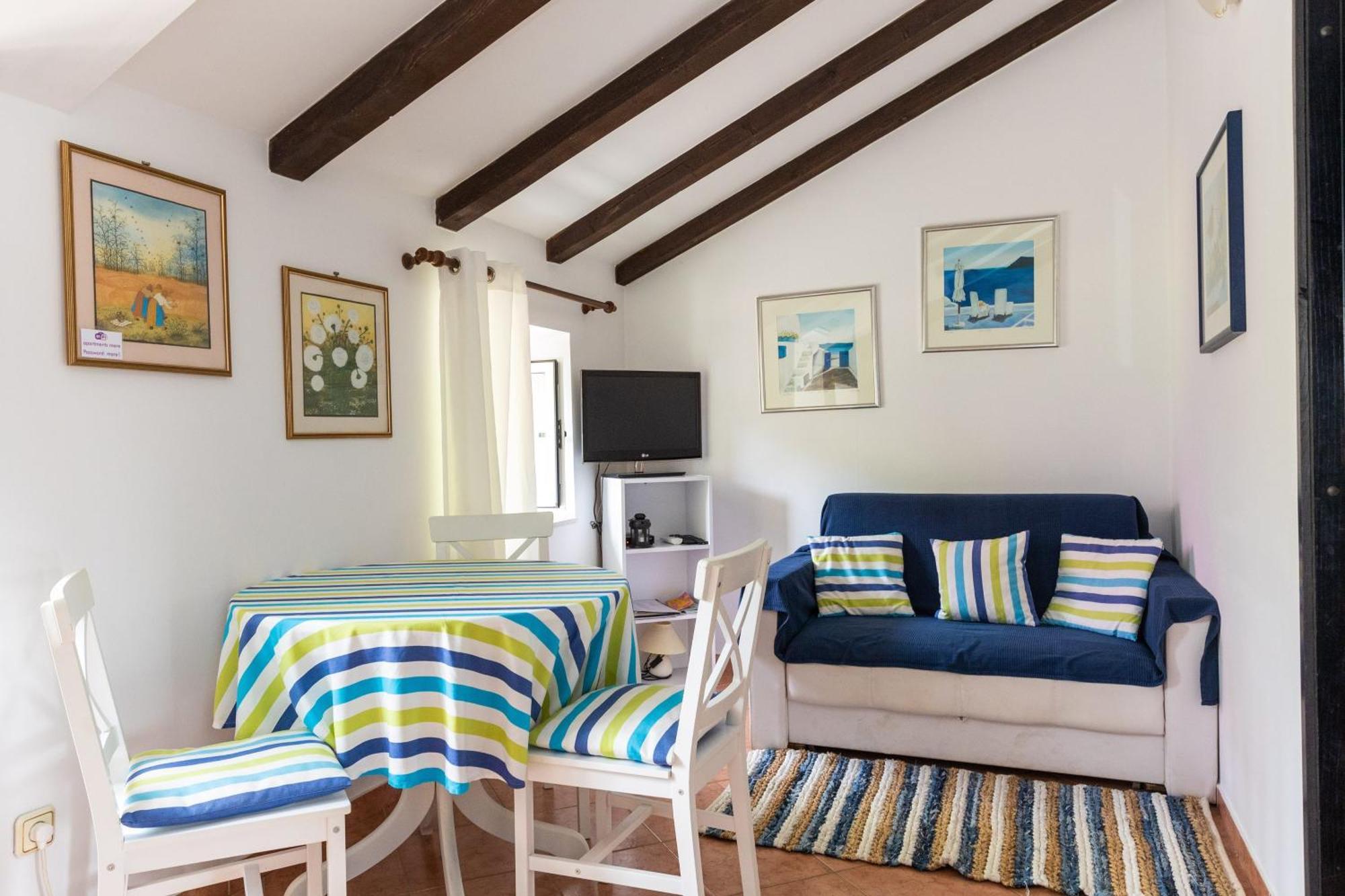 Apartments Mare Mlini Pokoj fotografie