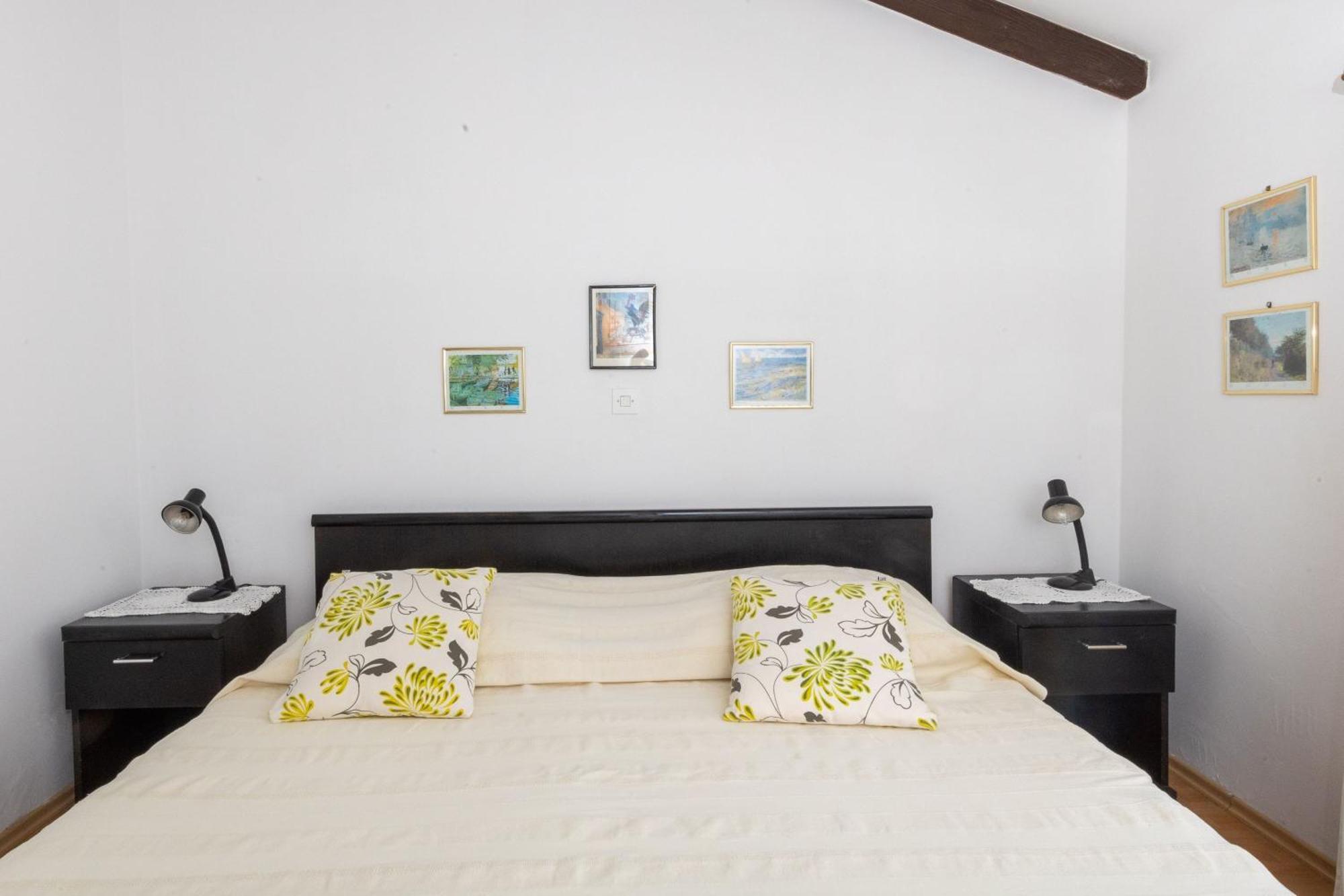 Apartments Mare Mlini Pokoj fotografie