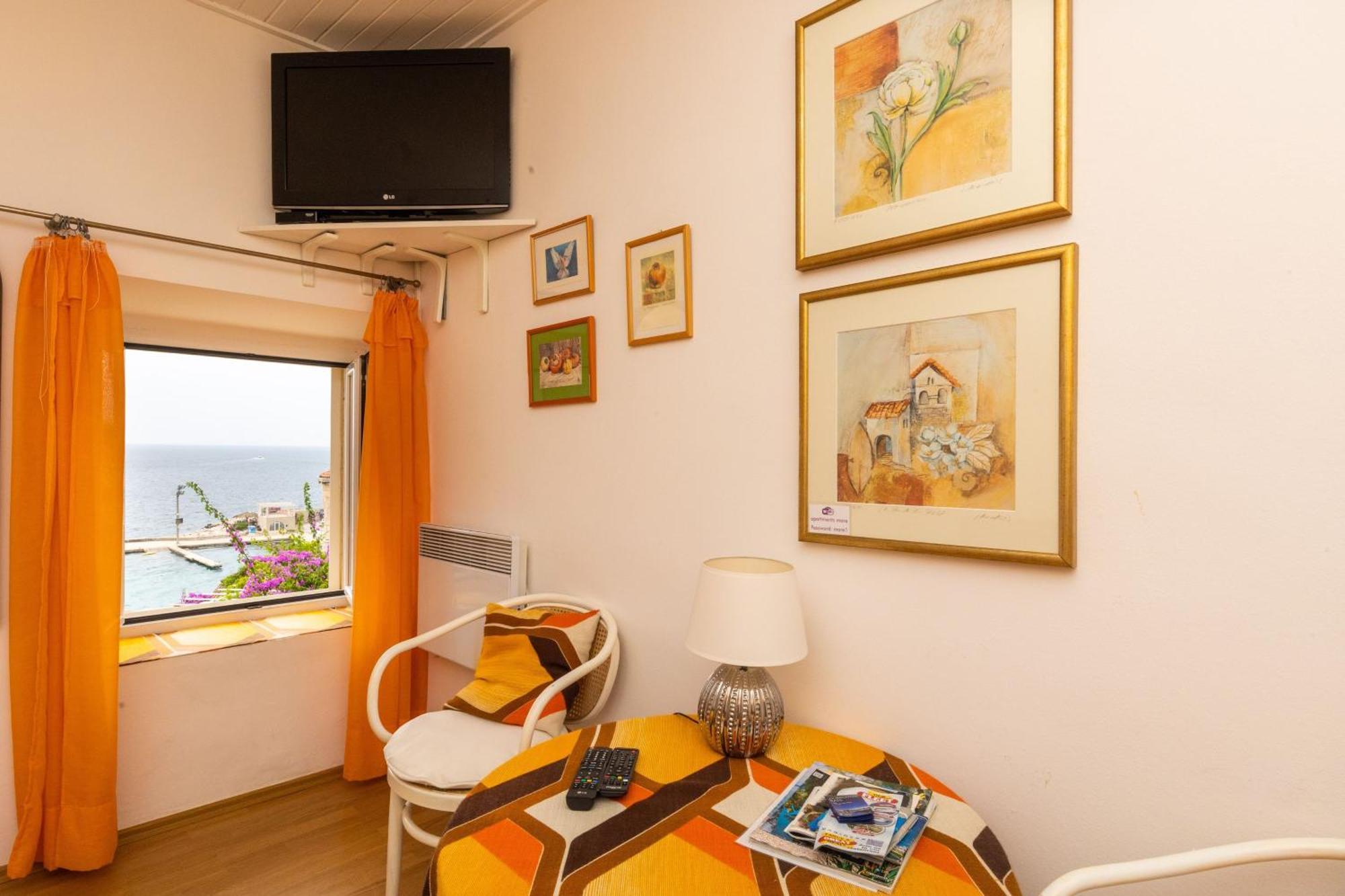 Apartments Mare Mlini Pokoj fotografie